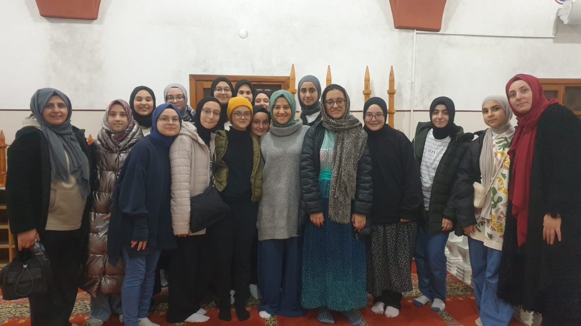 Mevlana Camii'nde İftar ve Teravih Programına Katıdık